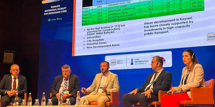 Kayseri’nin düşük karbonlu ulaşım vizyonu UITP Konferansı’nda ilgi gördü