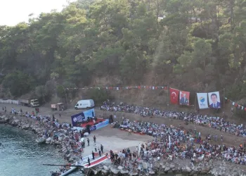 Kumluca’da Kabotaj Bayramı renkli görüntülere sahne oldu