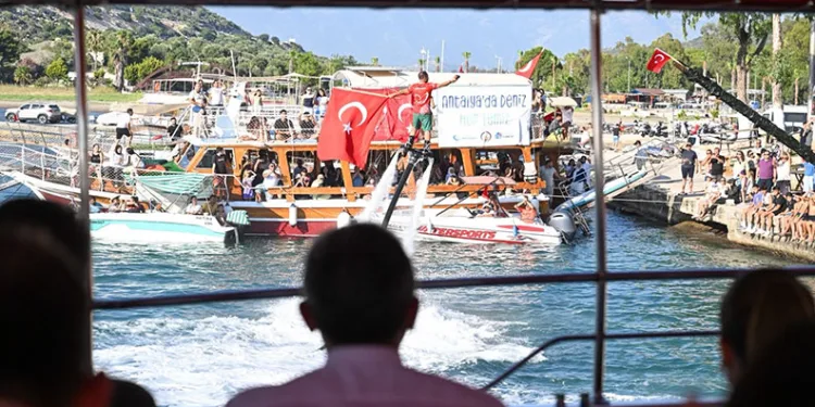 Demre’de Kabotaj Bayramı coşkuyla kutlandı