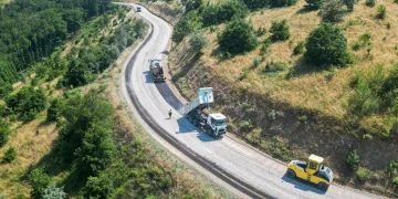 Orhaneli’nin yolları yenileniyor