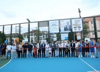Süleymaniye Mahallesinde Yeni Semt Sahası Törenle Açıldı