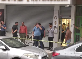 Maltepe’de silahlı kuyumcu soygunu