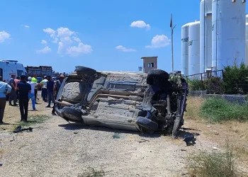 Takla atan otomobildeki 7 yaşındaki çocuk hayatını kaybetti