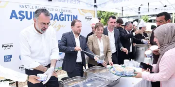 Kestel Belediyesi Aşure Bereketini Vatandaşlarla Paylaştı