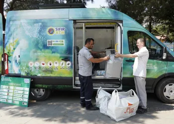 Yıldırımlı aileler, ekonomilerine atıklardan 830 bin lira katkı sağladı