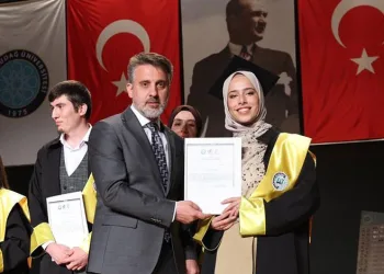 Şahin Biba’dan genç mimarlara tavsiyeler