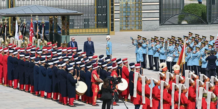 Cumhurbaşkanı Erdoğan, ABD Başkanı Trump’ı törenle karşıladı