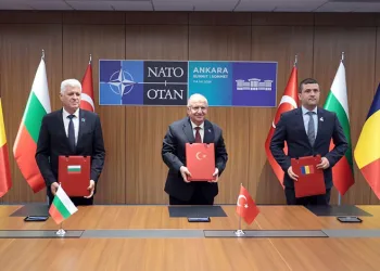 Türkiye, Romanya ve Bulgaristan arasında Karadeniz ile ilgili anlaşma imzalandı