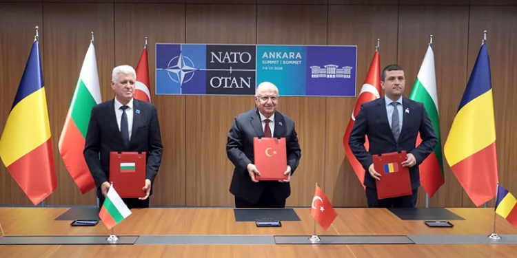 Türkiye, Romanya ve Bulgaristan arasında Karadeniz ile ilgili anlaşma imzalandı