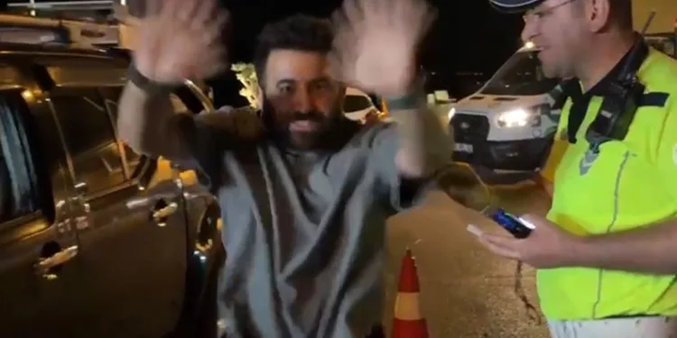 Alkol çıkmayınca sevinçten yerinde duramadı