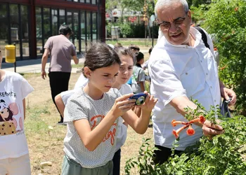 Nilüfer’de çocuklar bu yaz toprağın izinde