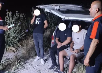 Gezmek için çıktıkları dağda yönlerini kaybeden 3 kişiyi AFAD buldu