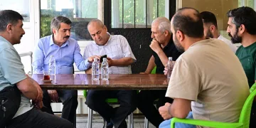 Oktay Yılmaz, Teleferik Mahallesi’nde esnafla bir araya geldi