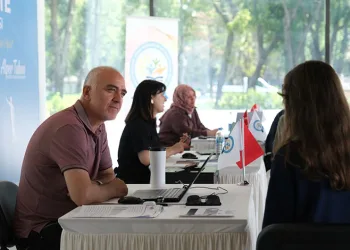 İnegöl Belediyesi’nden öğrencilere ücretsiz YKS tercih danışmanlığı