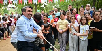 Oktay Yılmaz’dan miniklere sürpriz
