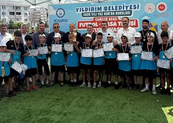 Yaz Kur’an kursları geleceğin teminatı çocukları yetiştiriyor