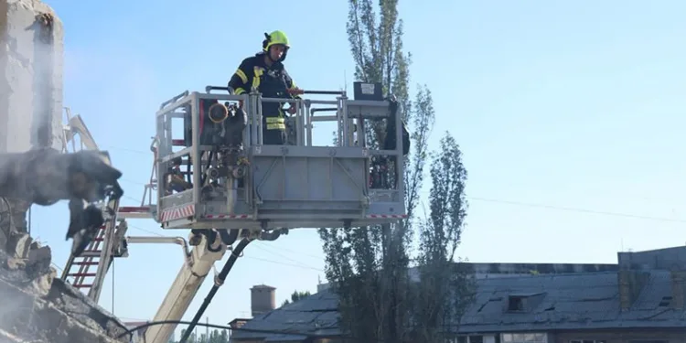 Rusya’nın vurduğu Kiev’de can kaybı 17’ye yükseldi