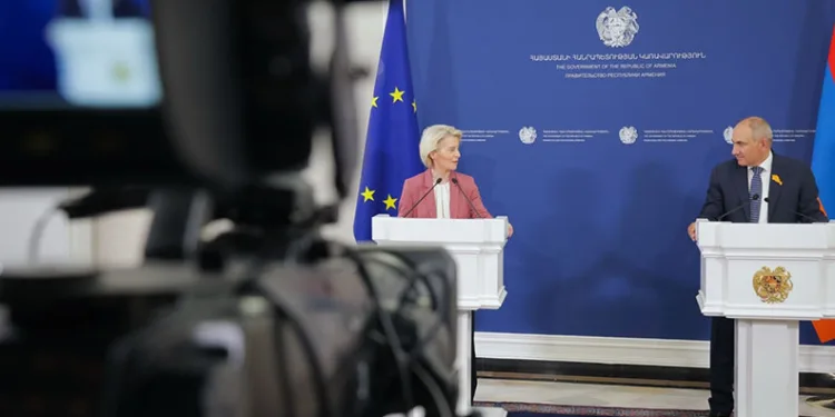 Avrupa Komisyonu Başkanı Leyen, Paşinyan ile görüştü