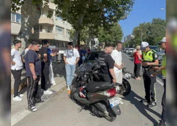 Tekirdağ’da kontrolsüz dönüş kazayla sonuçlandı: O anlar araç kamerasına yansıdı