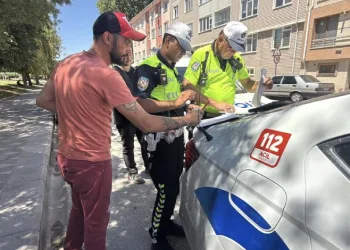 Sahte plakalı kamyonetin sürücüsüne 180 bin TL ceza