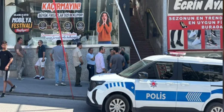 Yakınların haber alamadığı kadın evinde ölü bulundu