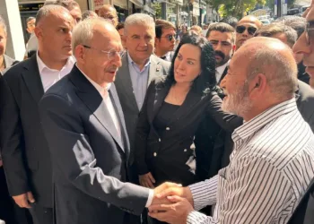 CHP Genel Başkanı Kılıçdaroğlu, Ankara’da esnafı ziyaret etti