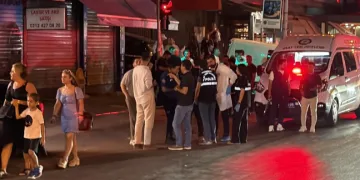 Eyüpsultan’da oto galeriye silahlı saldırı: 2’si ağır 4 yaralı