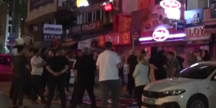 CHP Ankara İl Başkanlığı binası önünde gerginlik