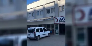 Siirt’te 16 yaşındaki çocuk kavgada ağır yaralandı