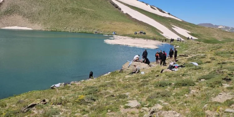 Sıcaktan bunalanlar Çalyan Gölü’ne akın ediyor