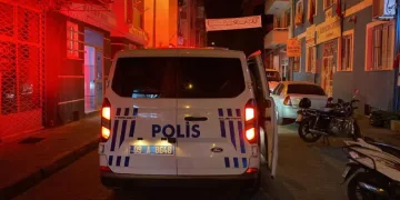 Nazilli’de bıçaklı kavga, kolundan yaralanan genç hastaneye kaldırıldı