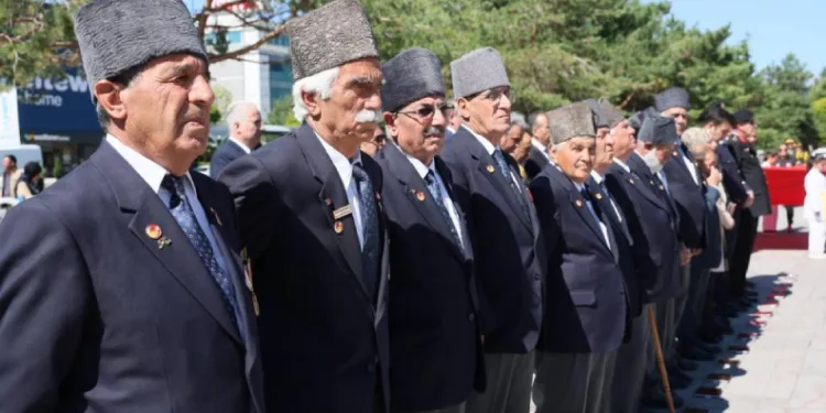 Atatürk’ün Erzincan’a gelişinin 107’nci yılı dolayısıyla tören düzenlendi