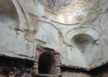 200 yıllık Karacabey Konağı ve tarihi hamamı ilgi bekliyor