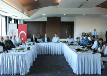 Çanakkale’de yürütülen arkeolojik bilimsel kazılar değerlendirildi