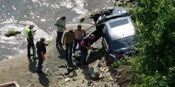 Ordu’da otomobil 30 metreden deniz kıyısına uçtu: “Uçak düşüyor zannettim”