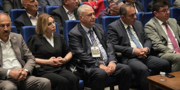 Dört ülkeden Karapapak Türkleri Kars’ta buluştu