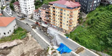 Karadeniz’de istinat duvarı riski büyüyor
