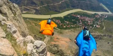 Kemaliye’de Wingsuit Şöleni