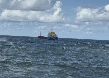 Zonguldak’ta dalga boyu 3 metreye ulaştı