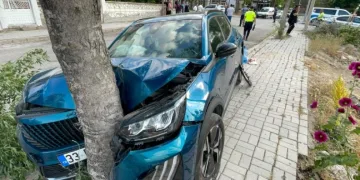 Karaman’da iki aracın karıştığı kazada 1 kişi yaralandı