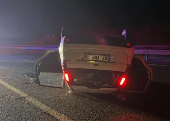 Takla atan otomobilin sürücüsünün alkollü olduğu hastanede ortaya çıktı