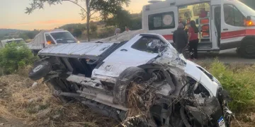 Bigadiç’te kamyonet şarampole uçtu: 1 yaralı
