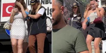 Turist olarak geldiler, gece kulübünde yakalandılar