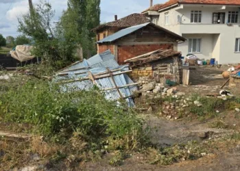 Samsun’da şiddetli sağanak ve dolu zarara yol açtı