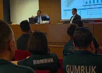 Kaçak implantla mücadelede gümrük ekiplerine eğitim desteği