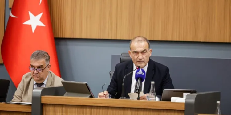 İzmir Büyükşehir’den Uzundere açıklaması: “Kira davası kaybetmedik”