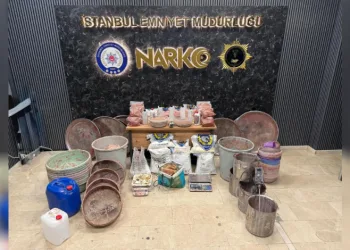 Zeytinburnu’nda büyük uyuşturucu operasyonu