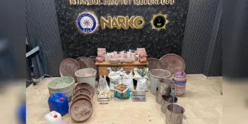 Zeytinburnu’nda büyük uyuşturucu operasyonu