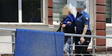 Bafra’da 4. kattan düşerek hayatını kaybeden kadın soruşturmasında 6 gözaltı