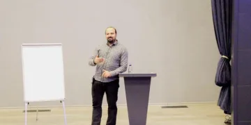 ÇOMÜ’de taciz dosyası olan akademisyenin dosyasına mahkemeden yürütmeyi durdurma kararı